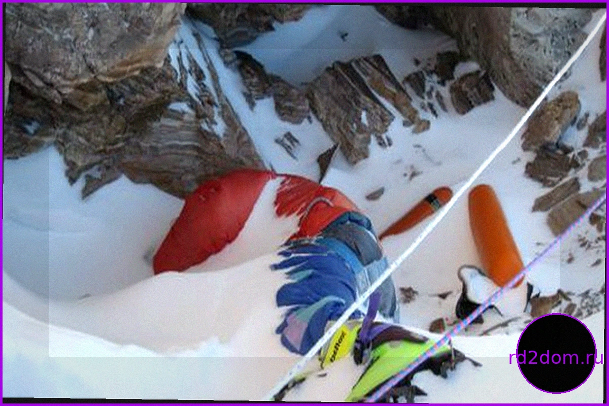 Эверест: Индия планирует поднять тело 30-летней давности