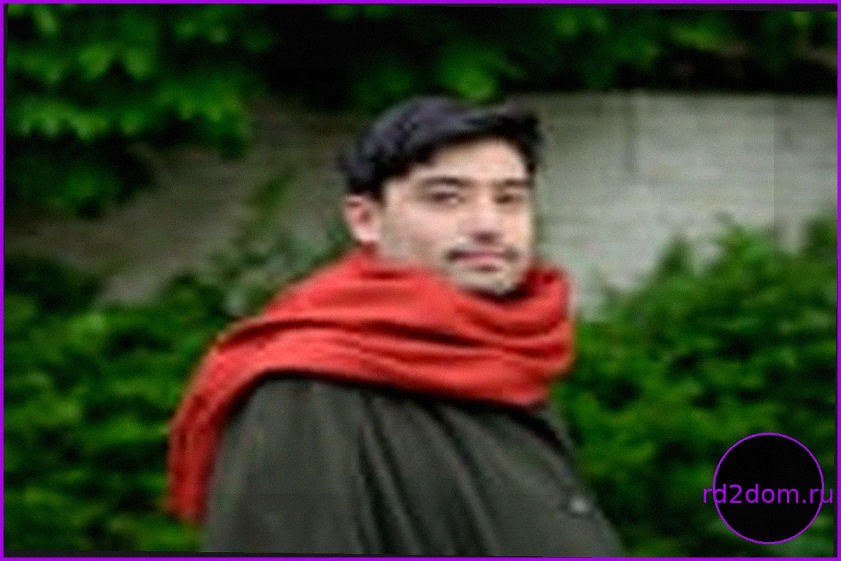 Протестующий, освиставший Шабану Махмуд, опровергает обвинение в «белом либерализме»