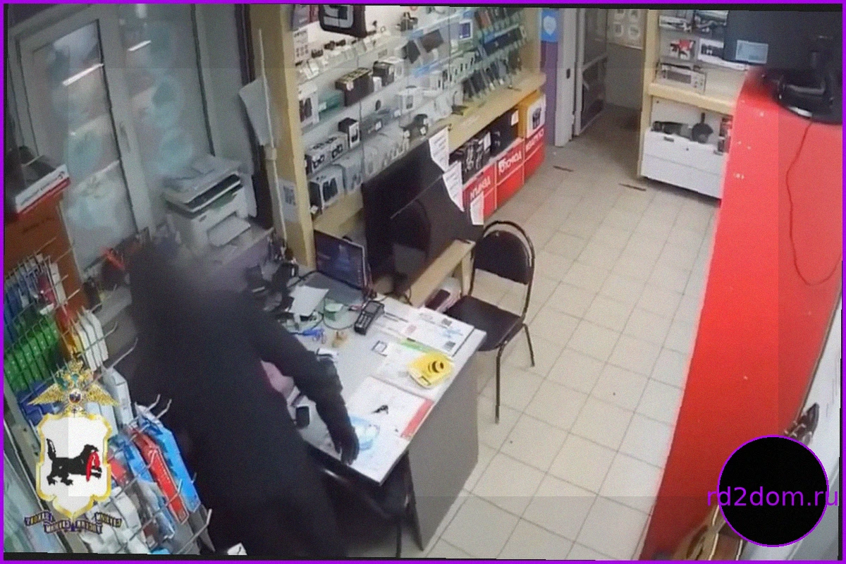 Ограбление в Братске: Мужчина с игрушечным пистолетом напал на комиссионный магазин
