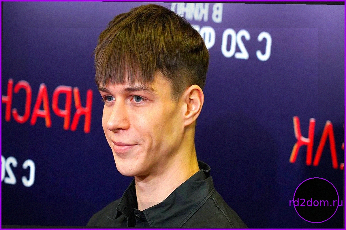 Актер Глеб Калюжный рассказал, как прошел его первый день после армии