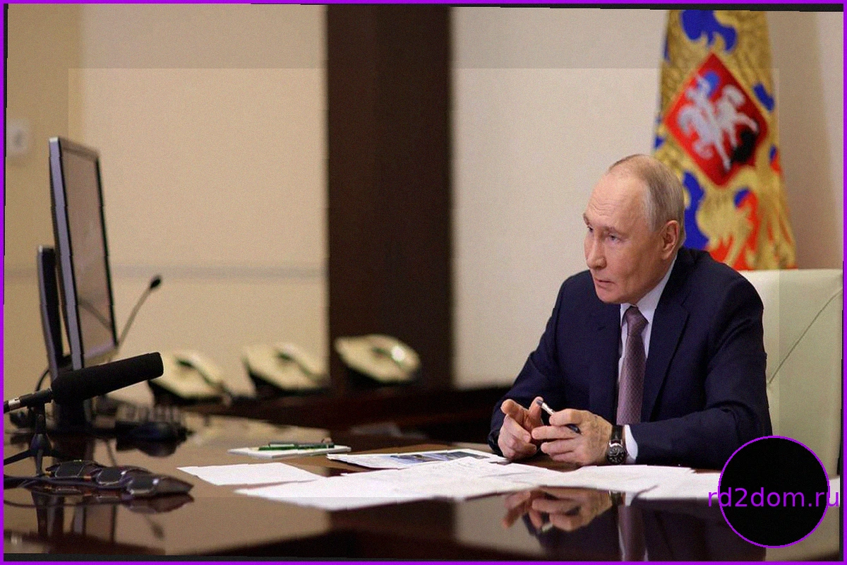 Путин: Дед Зеленского "перевернулся бы в гробу" из-за перезахоронений нацистов